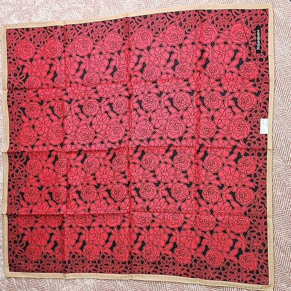 YVES Saint Laurent Bandana Brandnew cotton - Picture 5 of 7